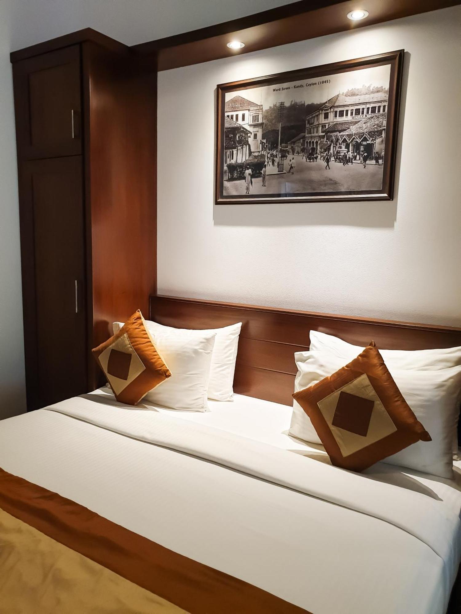 Samindra Villa แคนดี้ ภายนอก รูปภาพ