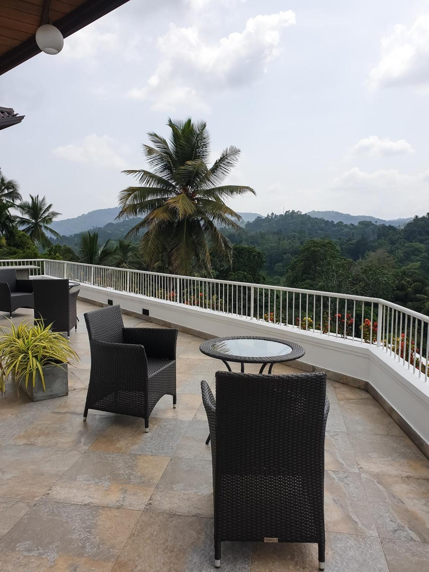 Samindra Villa แคนดี้ ภายนอก รูปภาพ