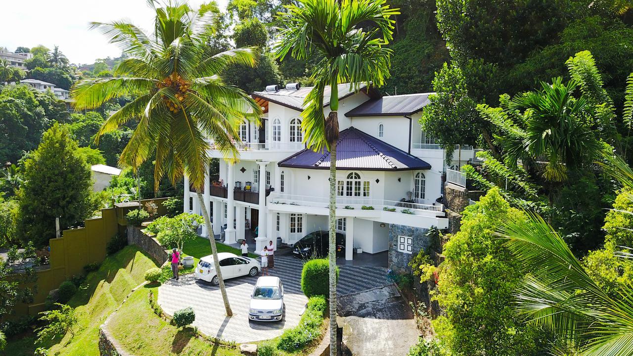 Samindra Villa แคนดี้ ภายนอก รูปภาพ